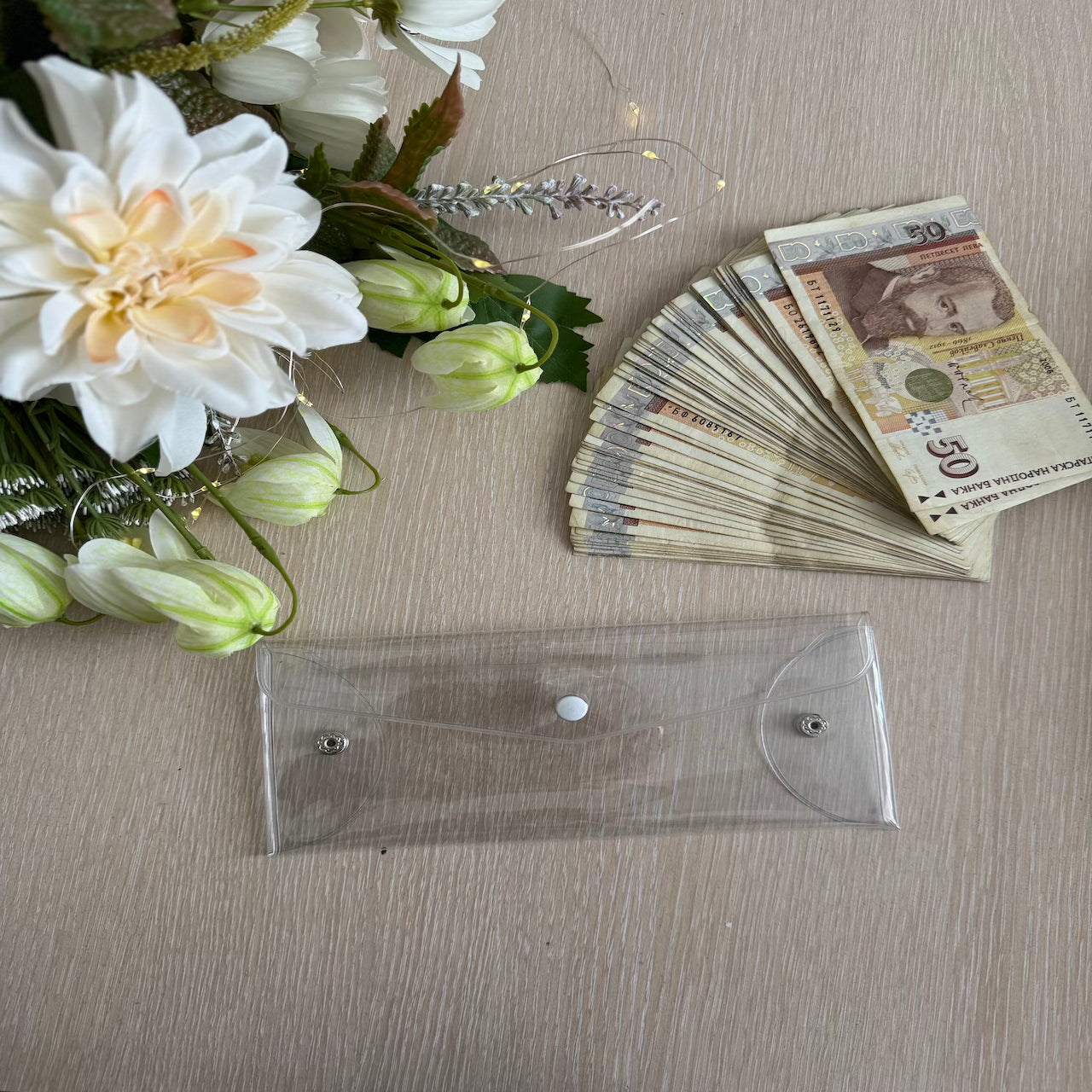 пауч (портмоне) за пари